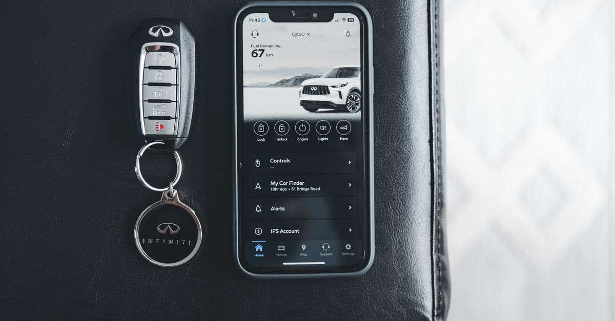 Nissan car key fob — Clinton St Locksmith