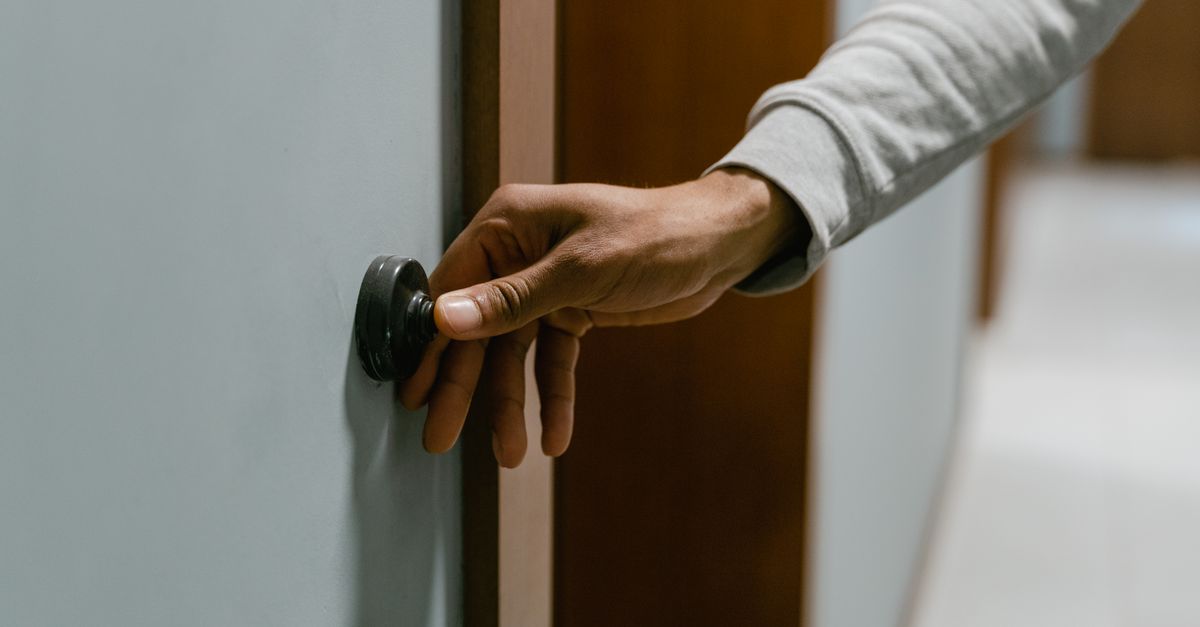 Apartment Lockout Service — Clinton St Locksmith