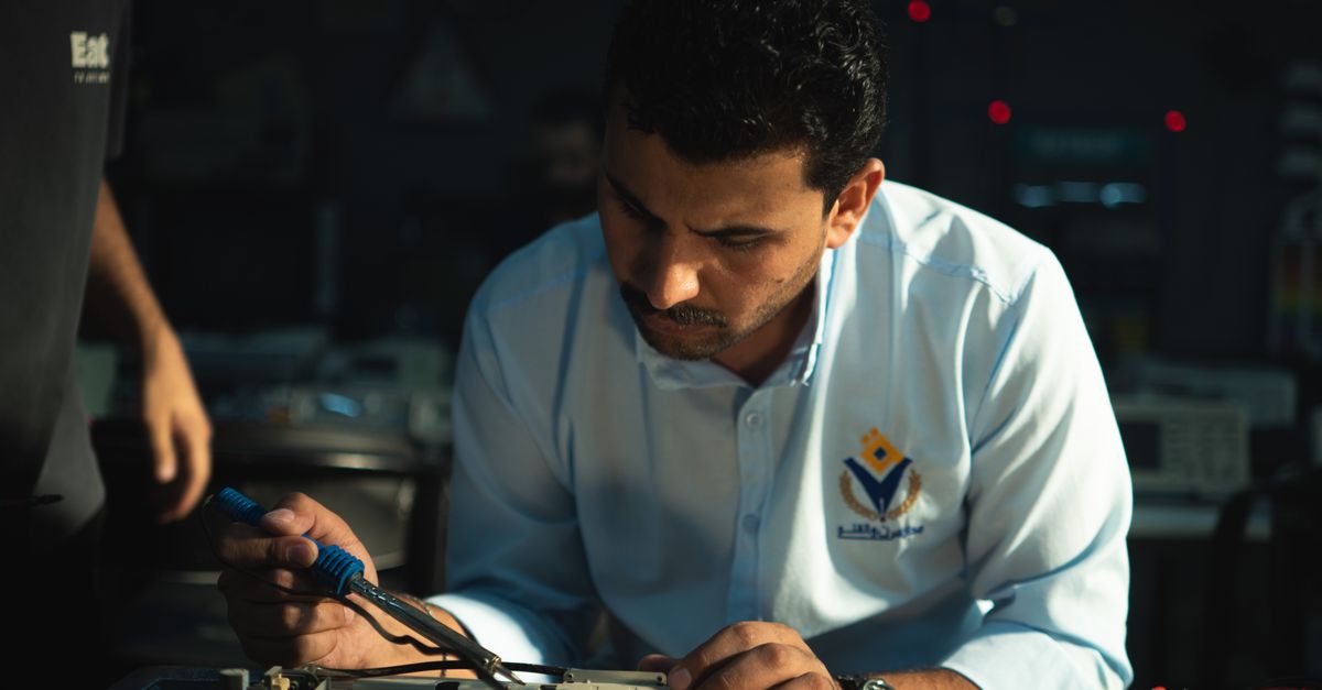 locksmith service technician — Clinton St Locksmith